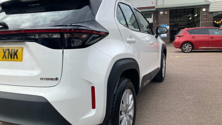 Toyota Yaris Cross 1.5 Hybrid Icon 5dr CVT Hybrid Estate